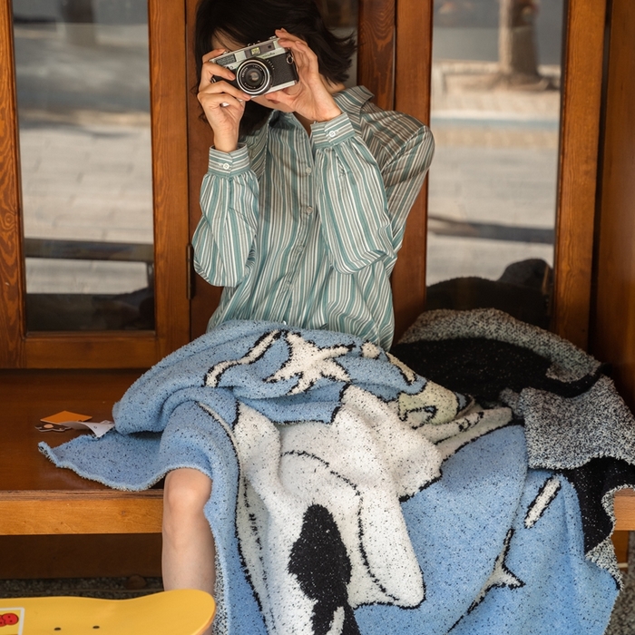 91家纺网 家纺一手货源 找家纺 圆岛 2024新款多功能针织半边绒毛毯 喷泉小鱼