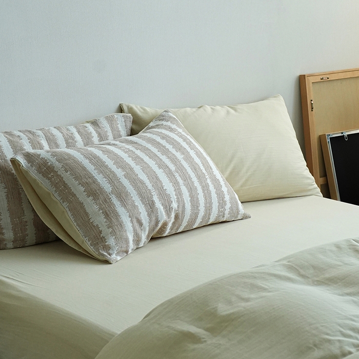 91家纺网 家纺一手货源 找家纺 2024新款全棉双层提花条纹简约日式侘寂风四件套纯色人字纹纯棉床单民宿高端被套 南无-卡其