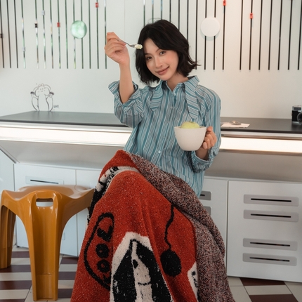 圆岛 2024新款多功能针织半边绒毛毯 抽象小狗