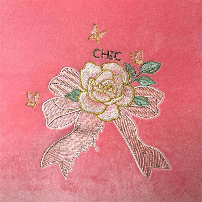 91家纺网 家纺一手货源 找家纺 恒爱家纺 2024新款宝宝绒霞姿月韵四件套 欧韵粉