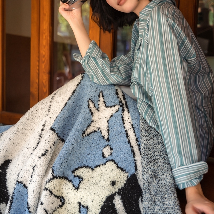 91家纺网 家纺一手货源 找家纺 圆岛 2024新款多功能针织半边绒毛毯 喷泉小鱼