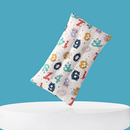 91家纺网 家纺一手货源 找家纺 宝晶 2024新款一体儿童豆豆枕30*50±3 字母