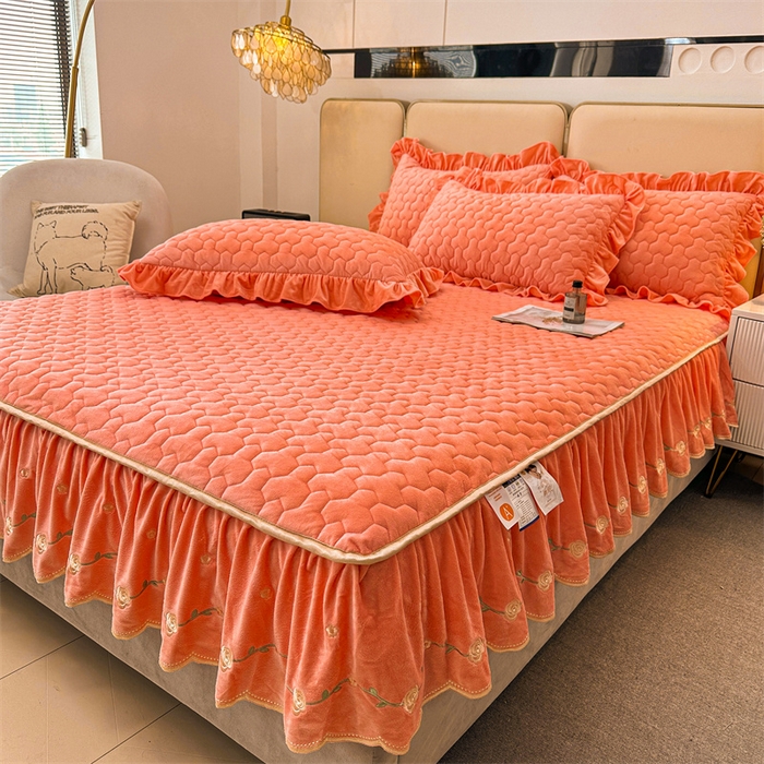 91家纺网 家纺一手货源 找家纺 恒爱家纺 2024新款宝宝绒霞姿月韵床笠 美人玉