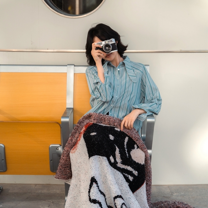 91家纺网 家纺一手货源 找家纺 圆岛 2024新款多功能针织半边绒毛毯 椅子小猫