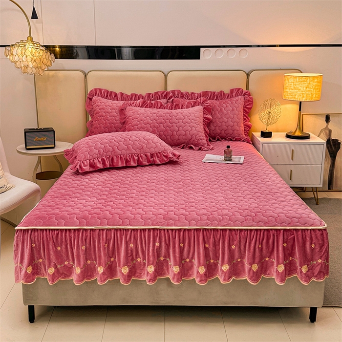 91家纺网 家纺一手货源 找家纺 恒爱家纺 2024新款宝宝绒霞姿月韵四件套 豆沙红