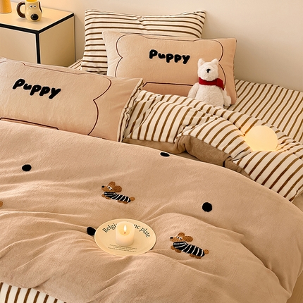 91家纺网 家纺一手货源 找家纺 （总）如一 2024新款卡通高克重牛奶绒毛巾绣四件套