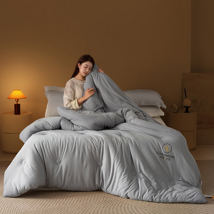 91家纺网 家纺一手货源 找家纺 被靠被 2024新款火山绒大豆纤维被被子被芯 岩石灰