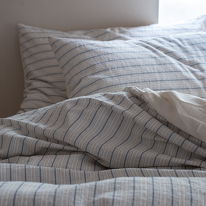 91家纺网 家纺一手货源 找家纺 （总）2024新款简约纯棉条纹提花四件套特殊工艺日式全棉被套提花人字纹双人床单--不言系列