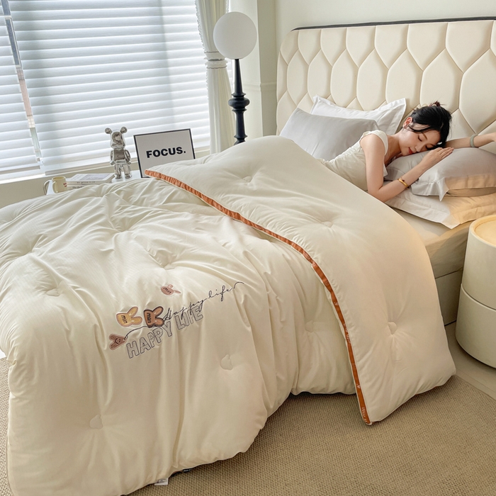 91家纺网 家纺一手货源 找家纺 被靠被 2024新款minmin潘帕斯羊绒被被子被芯 奶油白