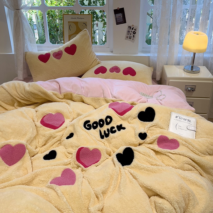 91家纺网 家纺一手货源 找家纺 金爱家 2024新款220g加厚防静电泰迪绒牛奶绒刺绣四件套 泰迪绒-幸运心