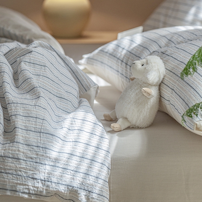 91家纺网 家纺一手货源 找家纺 （总）2024新款简约纯棉条纹提花四件套特殊工艺日式全棉被套提花人字纹双人床单--不言系列