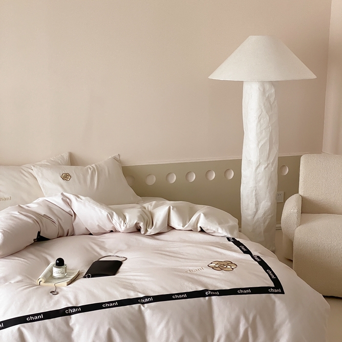 91家纺网 家纺一手货源 找家纺 旷野 2024新款100支全棉磨毛刺绣四件套 山茶花奶白