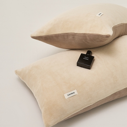 91家纺网 家纺一手货源 找家纺 （总）时光里 2024新款牛奶绒纯色双拼单枕套