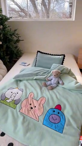 91家纺网 家纺一手货源 找家纺 喜多兔儿童家纺 2024新款320克仿羊毛绒全消光牛奶绒四件套 绿色小加油