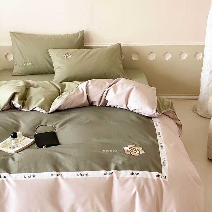 91家纺网 家纺一手货源 找家纺 旷野 2024新款100支全棉磨毛刺绣四件套 山茶花抹茶绿