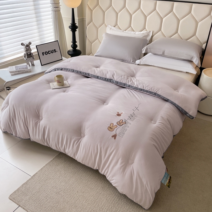 91家纺网 家纺一手货源 找家纺 被靠被 2024新款minmin潘帕斯羊绒被被子被芯 雾霾紫