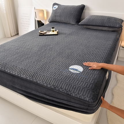 91家纺网 家纺一手货源 找家纺 （总）好眠好梦 2024新款富士山牛奶绒夹棉床笠