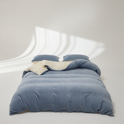 91家纺网 家纺一手货源 找家纺 （总）时光里 2024新款牛奶绒纯色双拼单被套