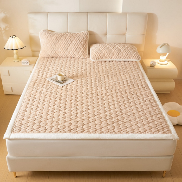 91家纺网 家纺一手货源 找家纺 鑫钰 2024秋冬新款加厚金龟绒牛奶绒床护垫床垫 金龟绒-驼色