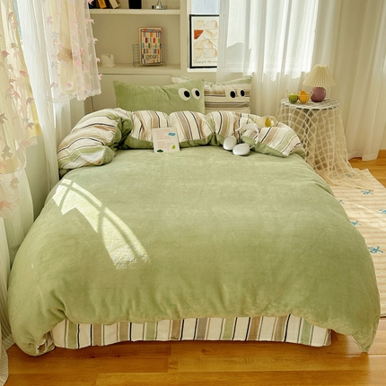 慕尚 2025新款可爱大眼睛蝴蝶结牛奶绒四件套 露娜松石绿