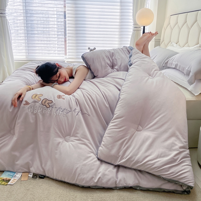 91家纺网 家纺一手货源 找家纺 被靠被 2024新款minmin潘帕斯羊绒被被子被芯 雾霾紫