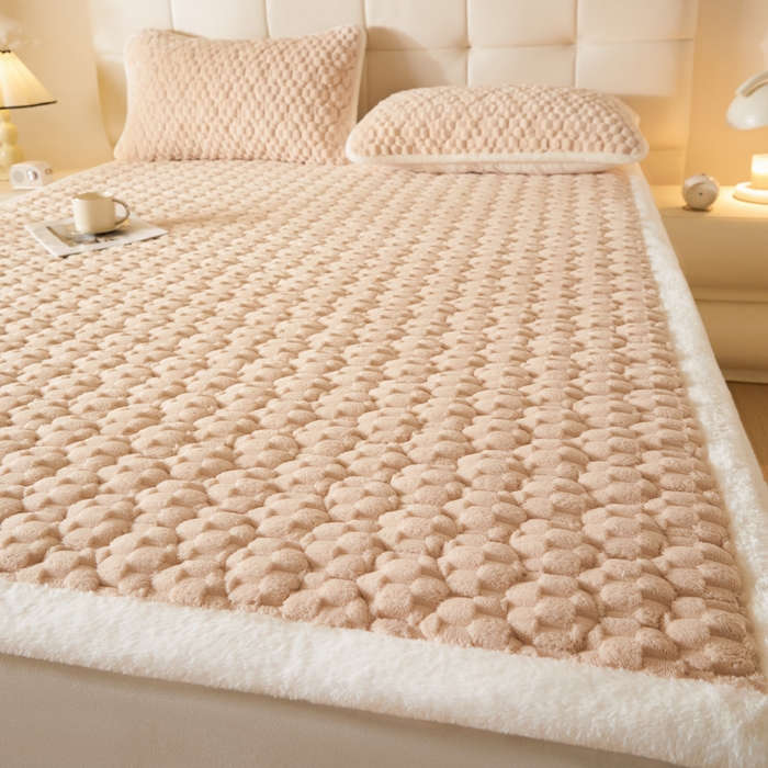 91家纺网 家纺一手货源 找家纺 鑫钰 2024秋冬新款加厚金龟绒牛奶绒床护垫床垫 金龟绒-驼色