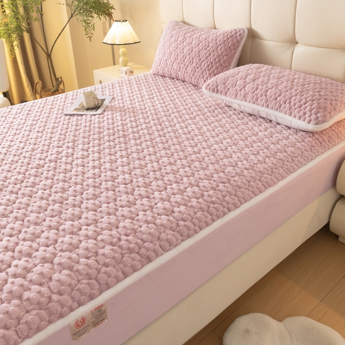 91家纺网 家纺一手货源 找家纺 鑫钰 2024秋冬新款加厚金龟绒牛奶绒床笠床垫保护罩 金龟绒-紫粉