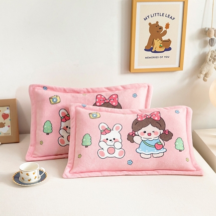 91家纺网 家纺一手货源 找家纺 （总）吉咪兔家纺 25年新款大版定位图案儿童卡通牛奶绒枕套加厚秋冬季宝宝枕头套幼儿园枕芯套