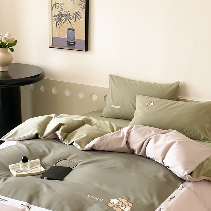 91家纺网 家纺一手货源 找家纺 旷野 2024新款100支全棉磨毛刺绣四件套 山茶花抹茶绿