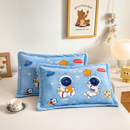 91家纺网 家纺一手货源 找家纺 （总）吉咪兔家纺 25年新款大版定位图案儿童卡通牛奶绒枕套加厚秋冬季宝宝枕头套幼儿园枕芯套