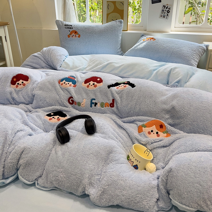 91家纺网 家纺一手货源 找家纺 金爱家 2024新款220g加厚防静电泰迪绒牛奶绒刺绣四件套 泰迪绒-好伙伴