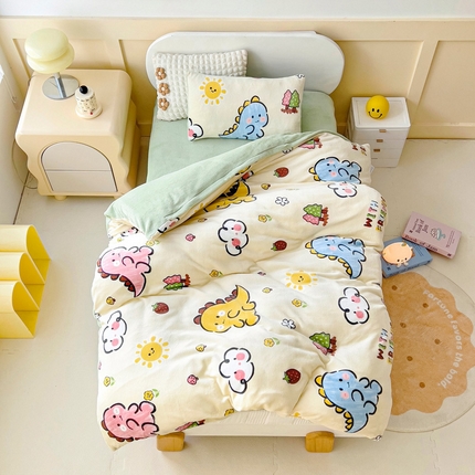 91家纺网 家纺一手货源 找家纺 （总）2025新款A类牛奶绒幼儿园被子三件套儿童卡通双面牛奶绒被套被芯六件套