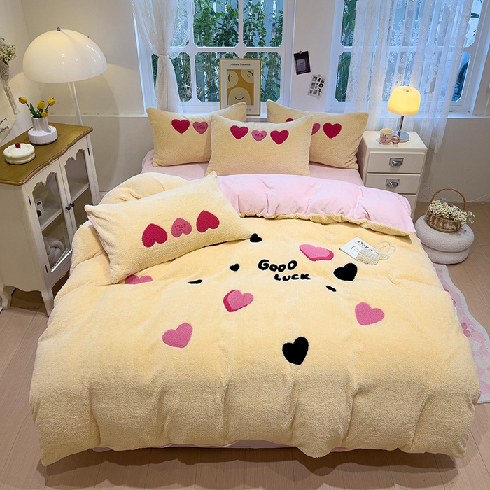 91家纺网 家纺一手货源 找家纺 金爱家 2024新款220g加厚防静电泰迪绒牛奶绒刺绣四件套 泰迪绒-幸运心