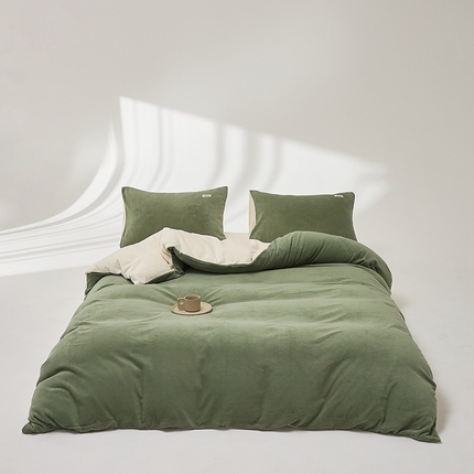 时光里 2024新款牛奶绒纯色双拼四件套 橄榄绿拼奶白