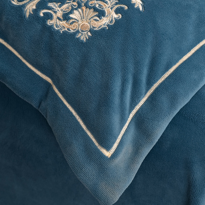 91家纺网 家纺一手货源 找家纺 （总）沐妍家纺 2024新款欧式重工刺绣绣花纯色牛奶绒四件套