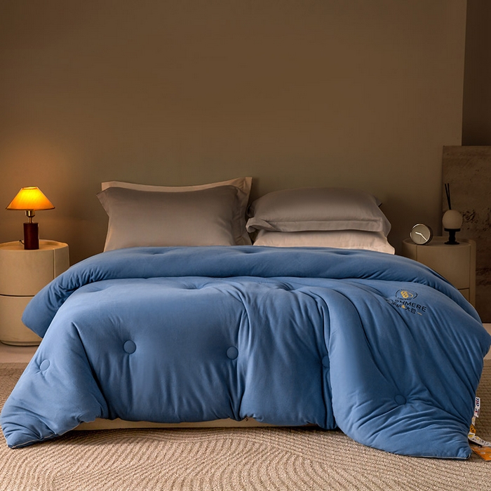 91家纺网 家纺一手货源 找家纺 被靠被 2024新款火山绒大豆纤维被被子被芯 蓝青