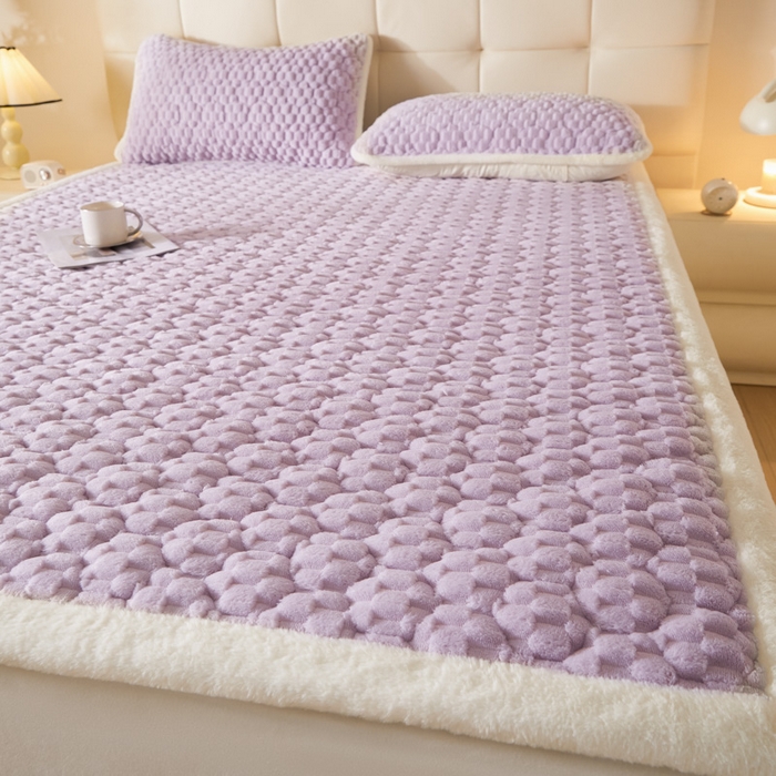 91家纺网 家纺一手货源 找家纺 鑫钰 2024秋冬新款加厚金龟绒牛奶绒床护垫床垫 金龟绒-紫色