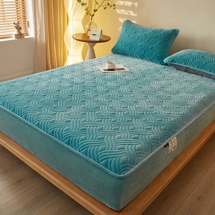 91家纺网 家纺一手货源 找家纺 好眠好梦 2024新款云眠牛奶绒夹棉床笠 雾兰