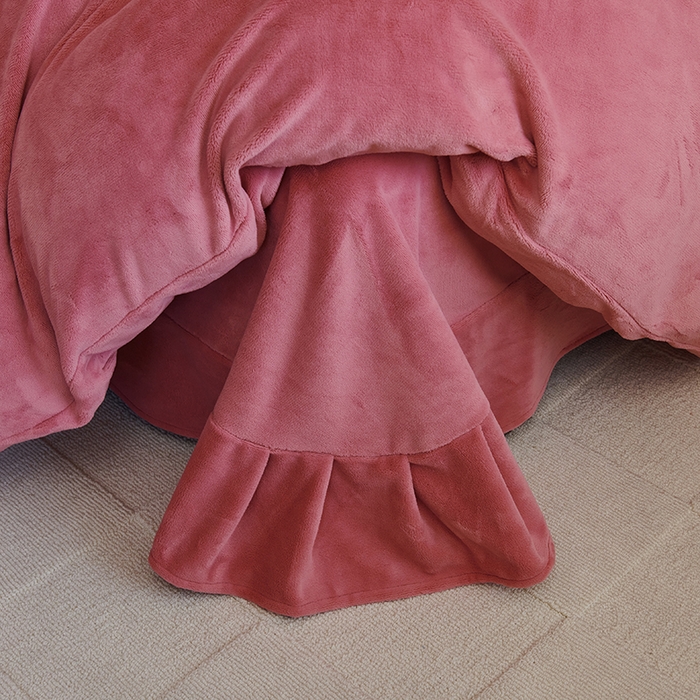 91家纺网 家纺一手货源 找家纺 2024新款m风高品绣花四件套 玫瑰色