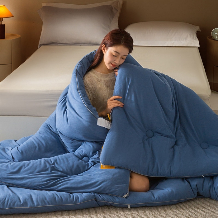 91家纺网 家纺一手货源 找家纺 被靠被 2024新款火山绒大豆纤维被被子被芯 蓝青