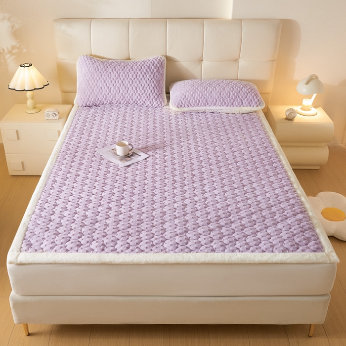 91家纺网 家纺一手货源 找家纺 鑫钰 2024秋冬新款加厚金龟绒牛奶绒床护垫床垫 金龟绒-紫色