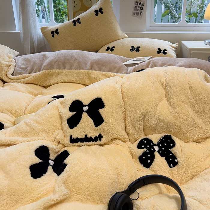 91家纺网 家纺一手货源 找家纺 金爱家 2024新款220g加厚防静电泰迪绒牛奶绒刺绣四件套 泰迪绒-蝴蝶结