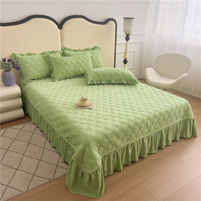 91家纺网 家纺一手货源 找家纺 十个点家纺 2024新款牛奶绒夹棉床盖三件套-唯美系列 唯美-果绿