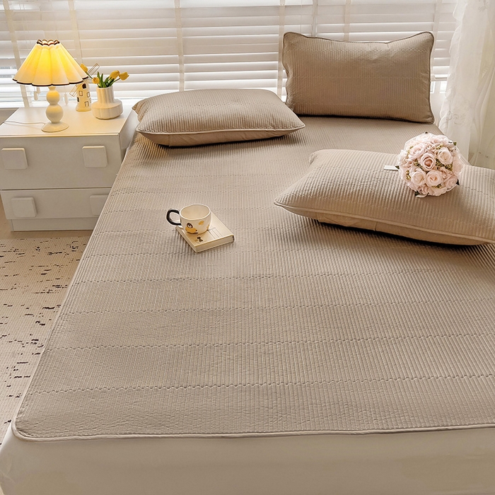 91家纺网 家纺一手货源 找家纺 羽爱2024新款全棉直角纯色床盖床垫 咖啡色