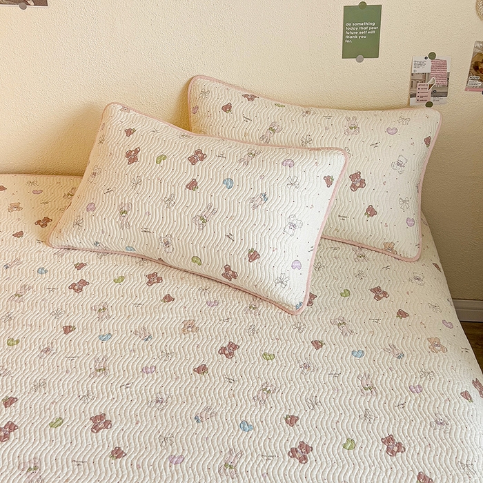 91家纺网 家纺一手货源 找家纺 羽爱家纺 2025全棉13372新疆棉花床盖三件套 兔兔熊