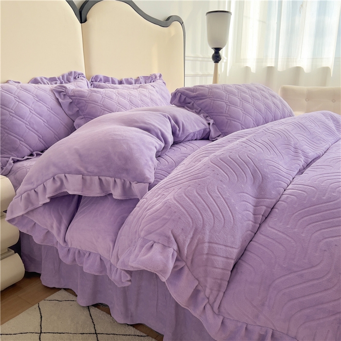 91家纺网 家纺一手货源 找家纺 十个点家纺 2024新款牛奶绒夹棉床盖四件套-唯美系列 唯美-樱紫
