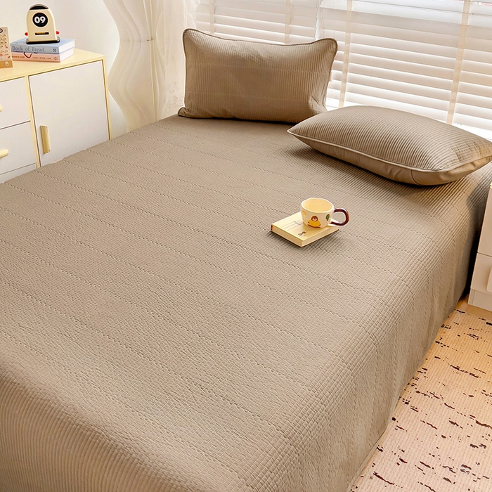 91家纺网 家纺一手货源 找家纺 羽爱家纺 2024新款双面纯色全棉水洗床盖 咖啡色