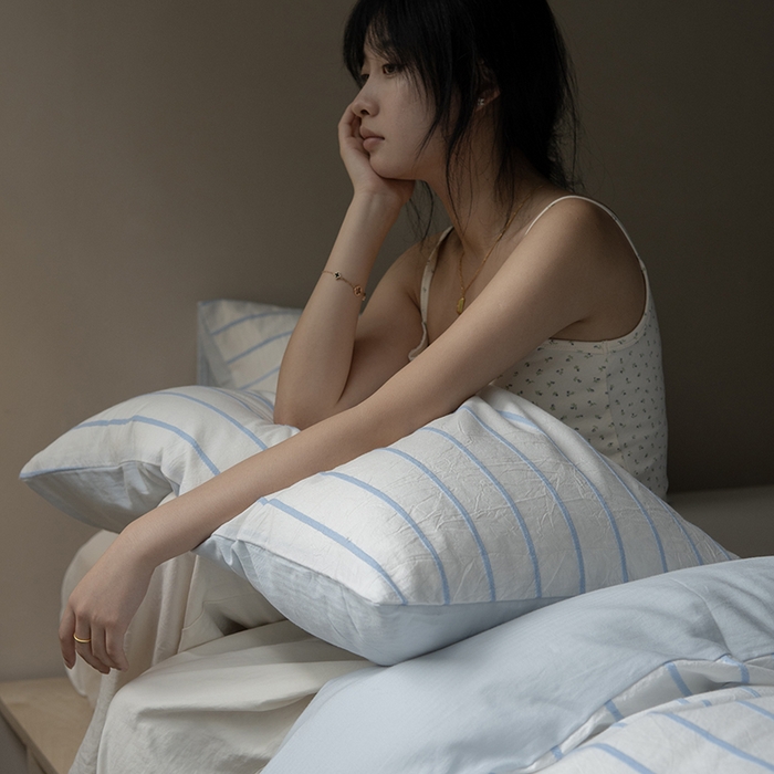 91家纺网 家纺一手货源 找家纺 （总）2024纯棉水洗棉简约四件套民宿风全棉提花被套纯色加大床单蓝色条纹三件套