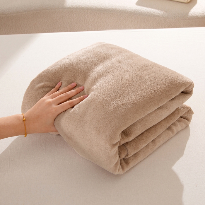 91家纺网 家纺一手货源 找家纺 棉乐町 2025新款纯色牛奶绒床单素色床单跨境外贸直播爆款 茶咖色