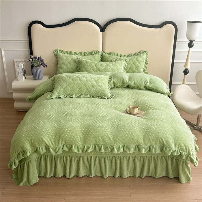 91家纺网 家纺一手货源 找家纺 十个点家纺 2024新款牛奶绒夹棉床盖四件套-唯美系列 唯美-果绿